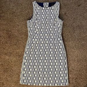 Banana Republic Navy and Cream Shift Dress size 00P